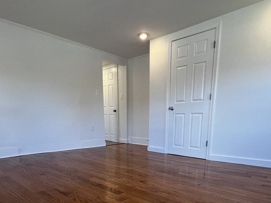 292 Great Rd # 2