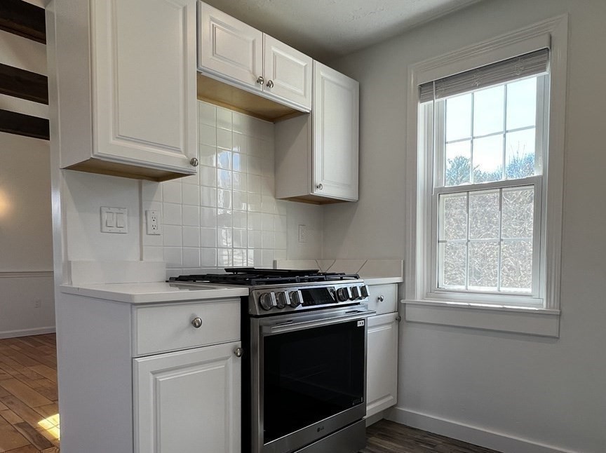 292 Great Rd # 2