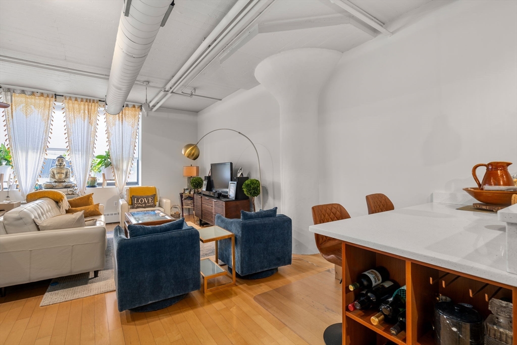 210 South St. # 3 Unit: 4-3