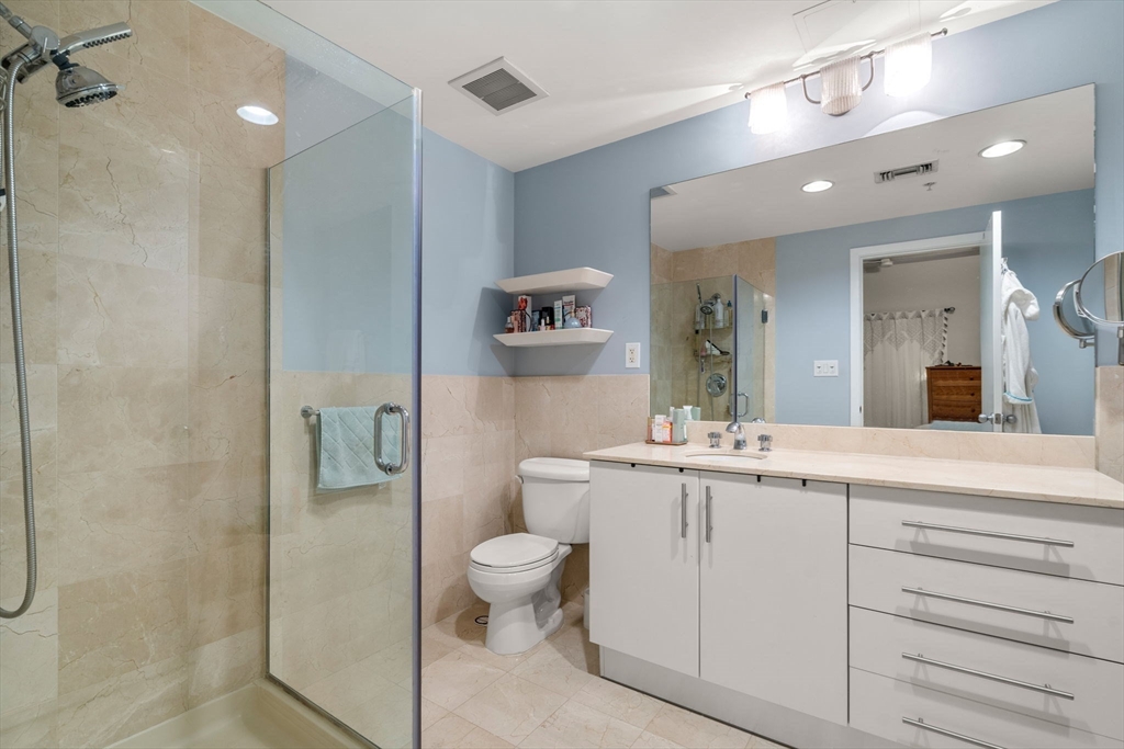 210 South St. # 3 Unit: 4-3