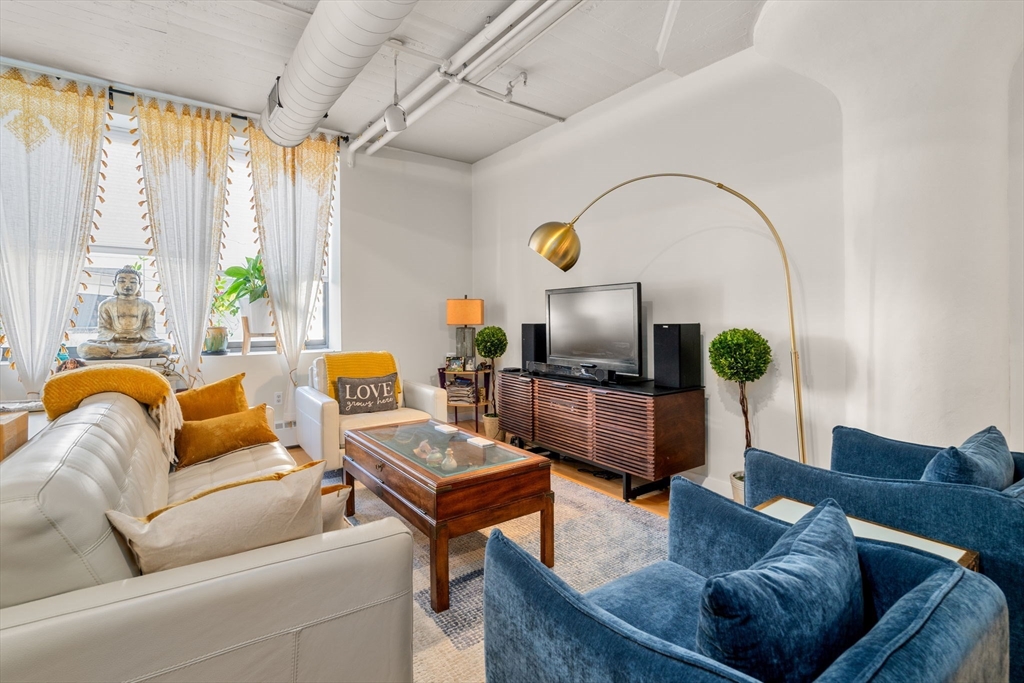 210 South St. # 3 Unit: 4-3