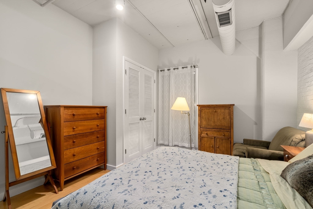 210 South St. # 3 Unit: 4-3