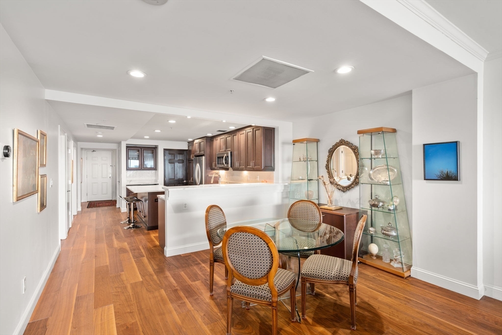 197 Eighth Street Unit: PH19