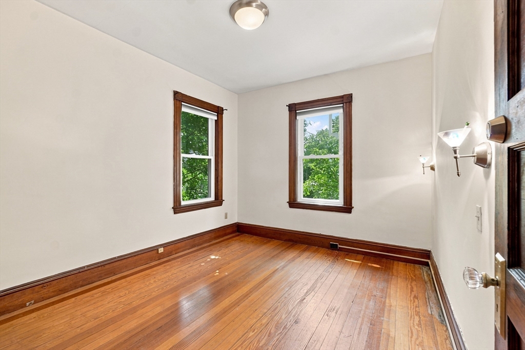 236 Concord Ave. # 2 Unit: -2