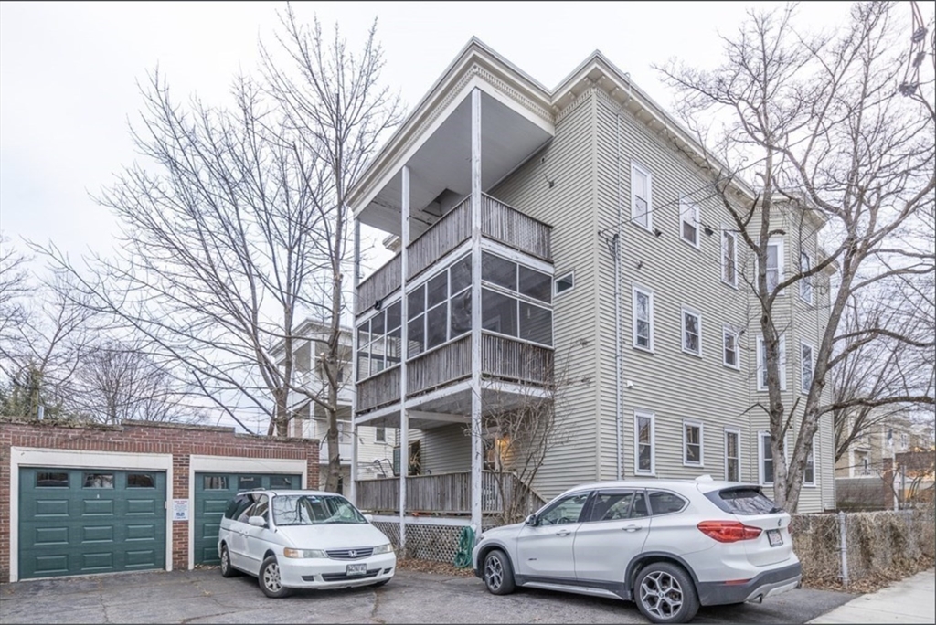 236 Concord Ave. # 2 Unit: -2