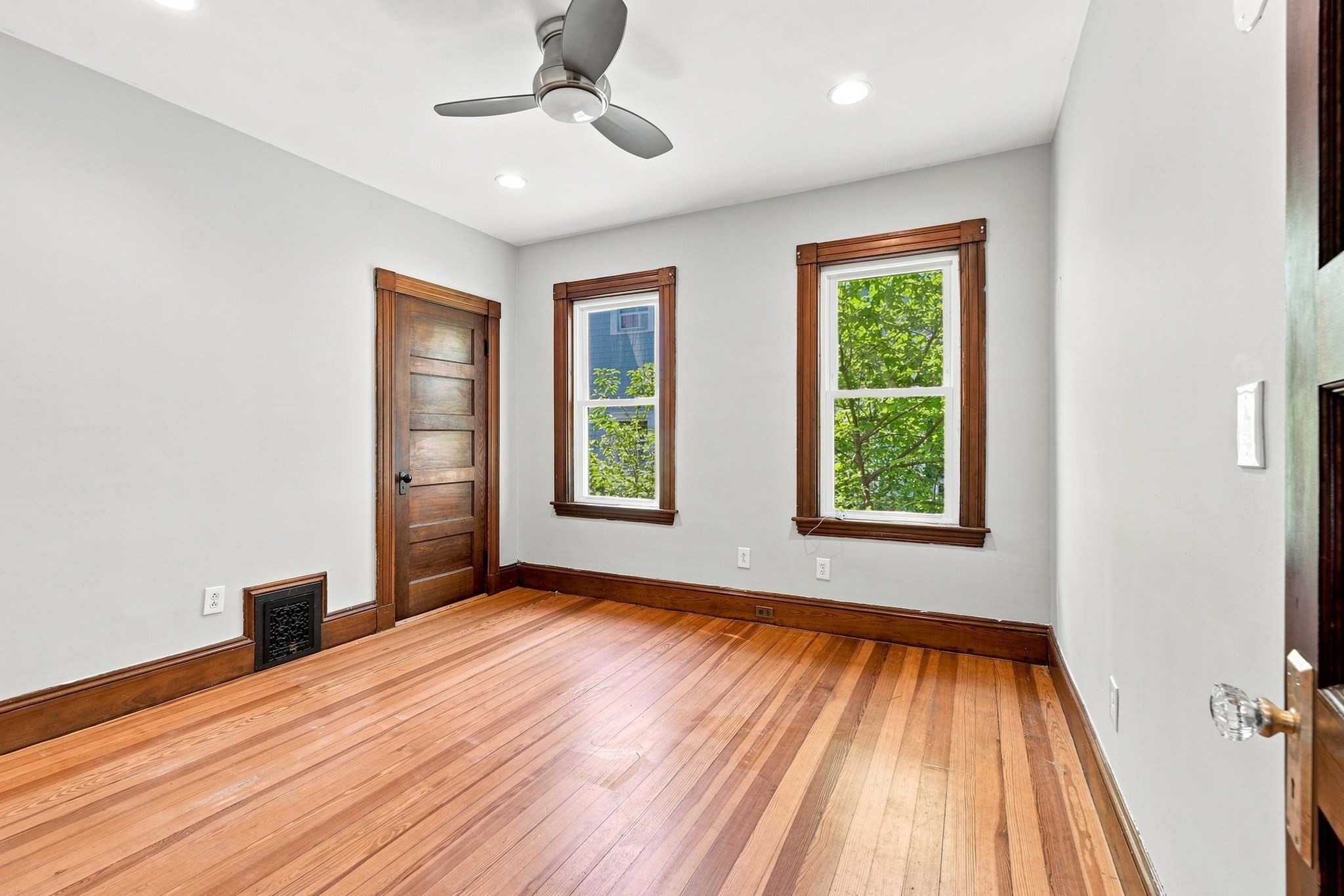 236 Concord Ave. # 2 Unit: -2