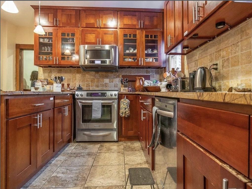 236 Concord Ave. # 2 Unit: -2