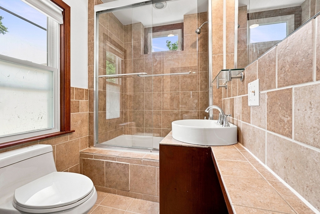 236 Concord Ave. # 2 Unit: -2