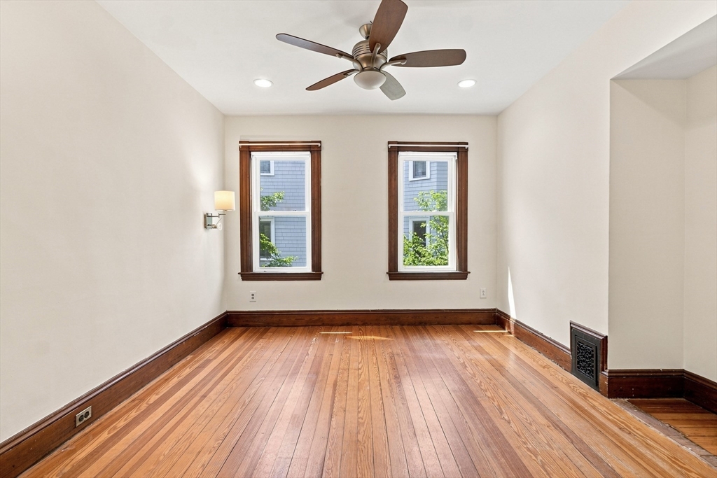 236 Concord Ave. # 2 Unit: -2