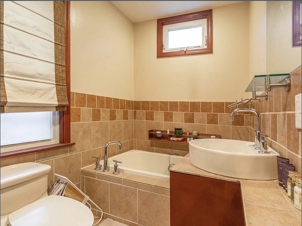 236 Concord Ave. # 2 Unit: -2