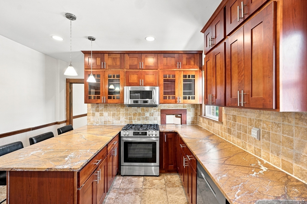 236 Concord Ave. # 2 Unit: -2