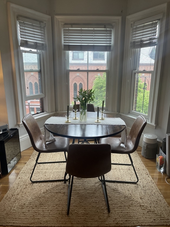 181 Warren Ave # 3