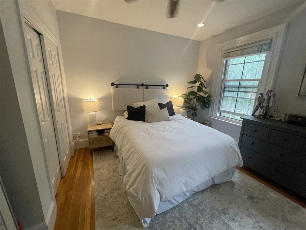 181 Warren Ave # 3