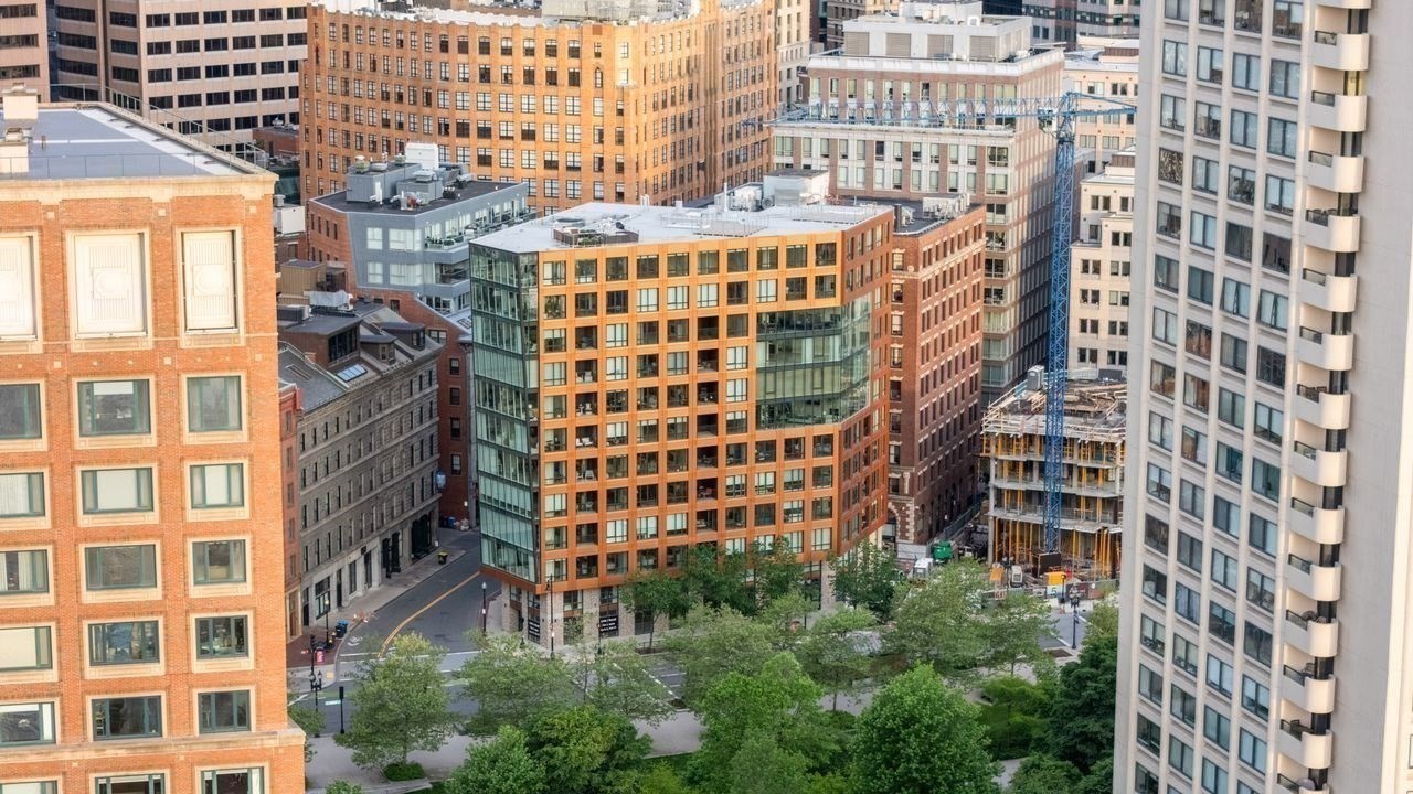 110 Broad St # 303