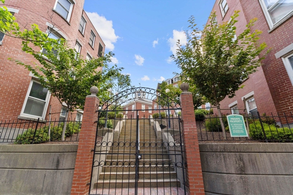 47 Harvard Street # C201