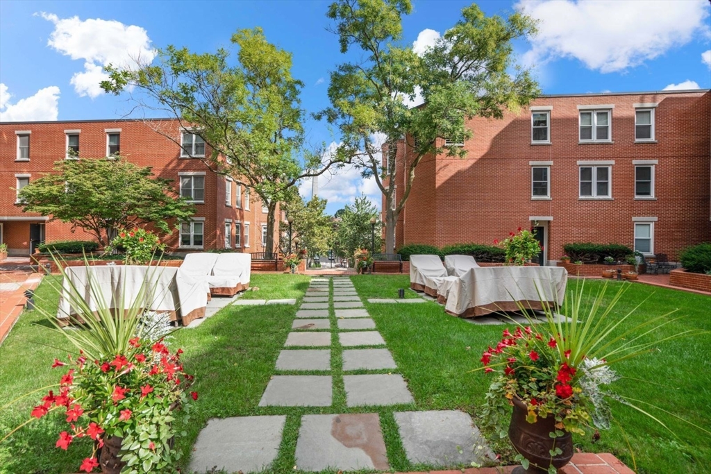 47 Harvard Street # C201