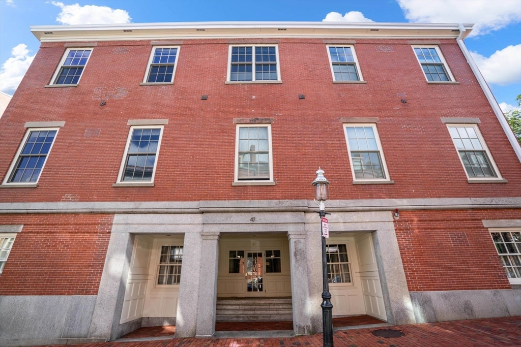 47 Harvard Street # C201