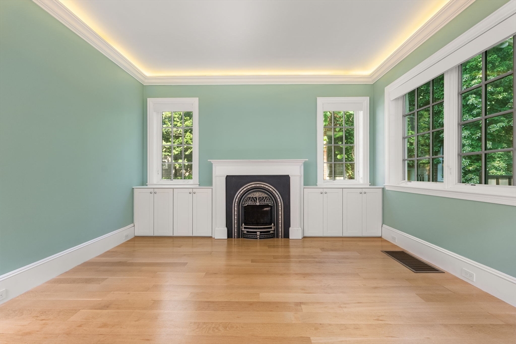4 Gracewood Park