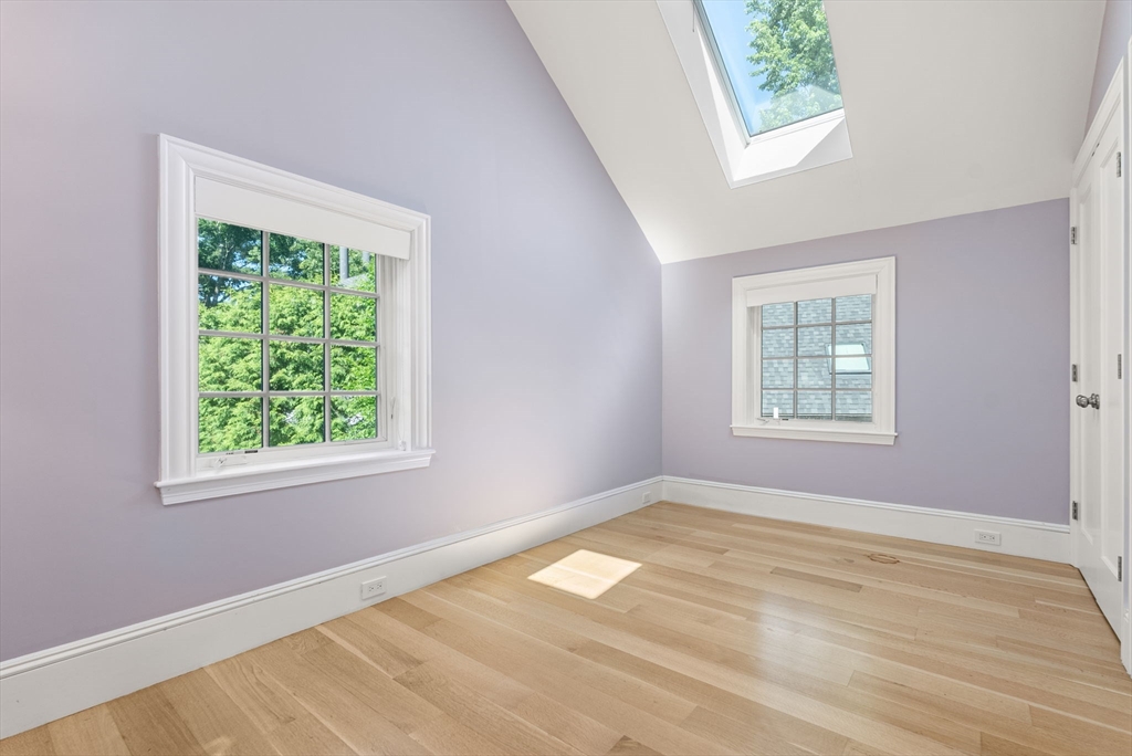 4 Gracewood Park