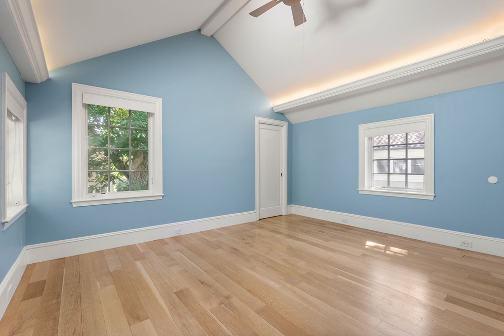 4 Gracewood Park
