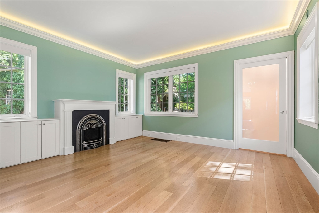 4 Gracewood Park