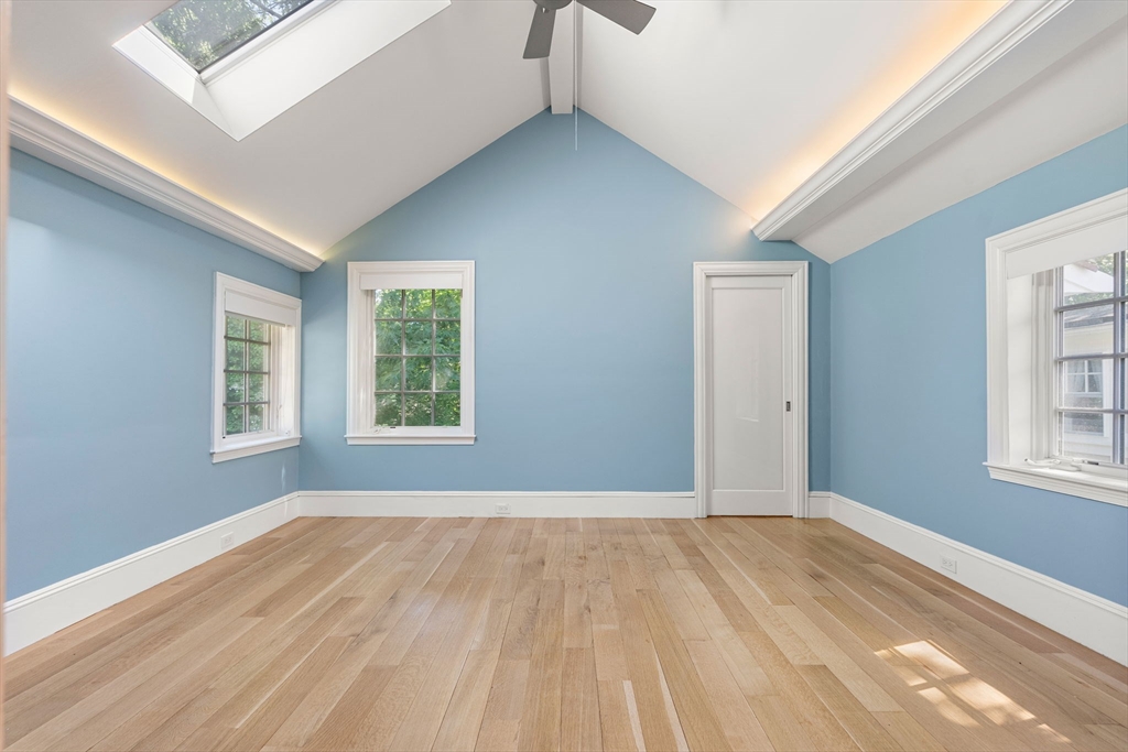 4 Gracewood Park