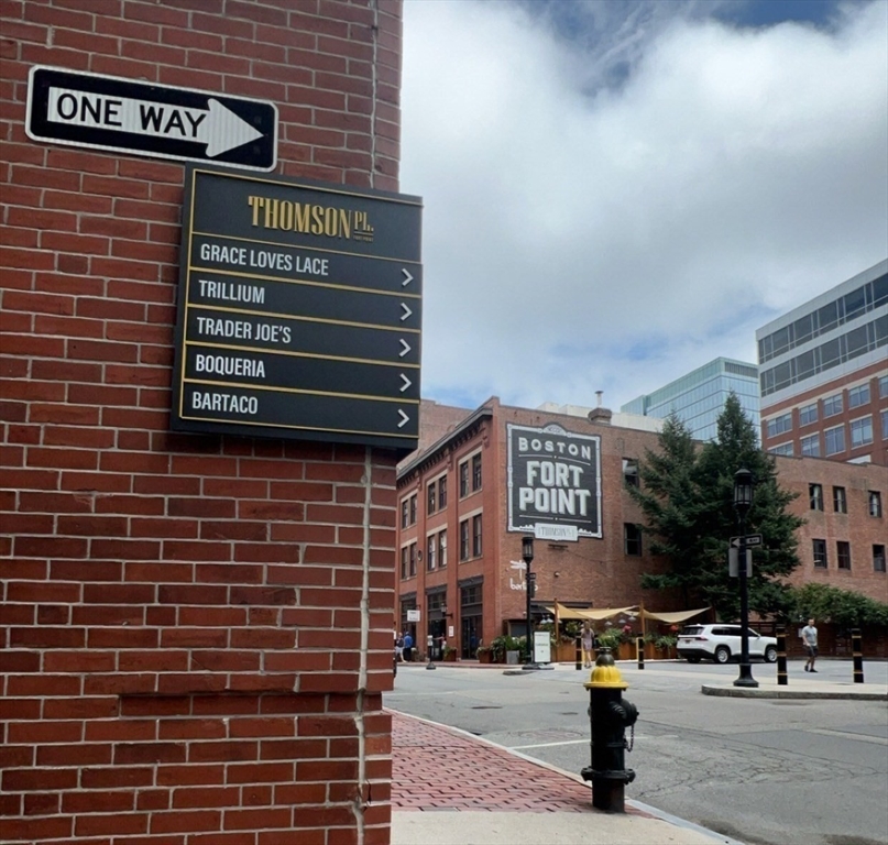 346 Congress St # 413
