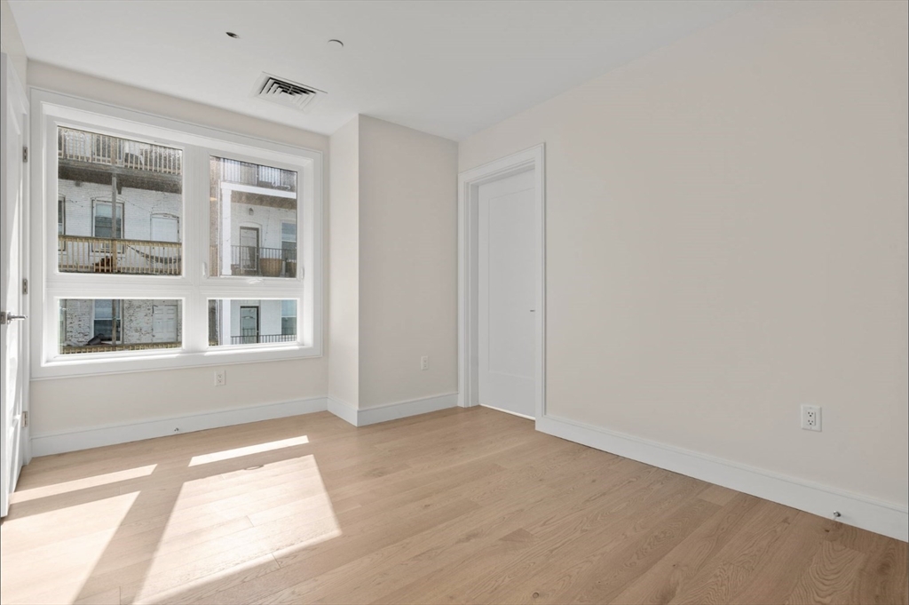 301 Border St. # 303