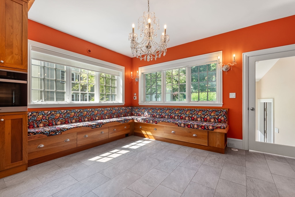 4 Gracewood Park