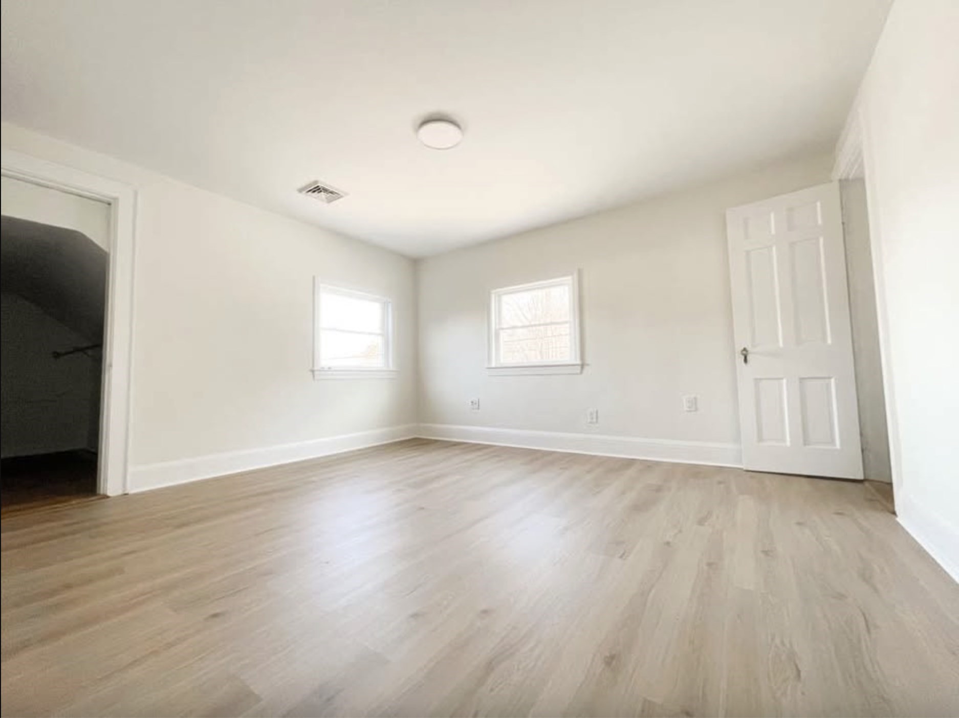 735 Commercial St. # 2