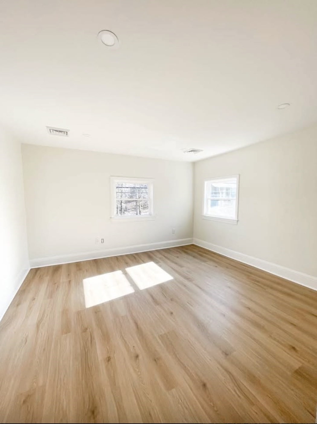 735 Commercial St. # 2