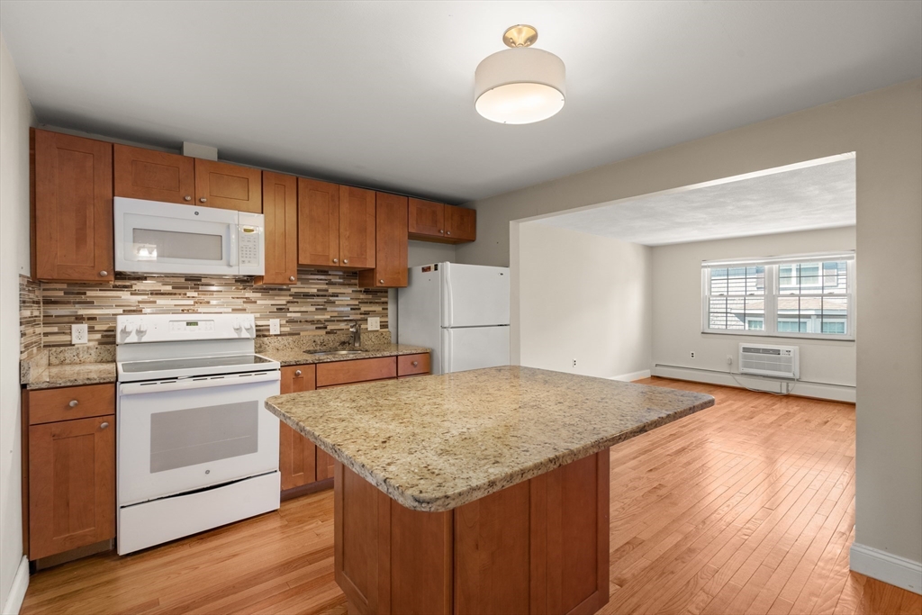 31 Pond St # 22