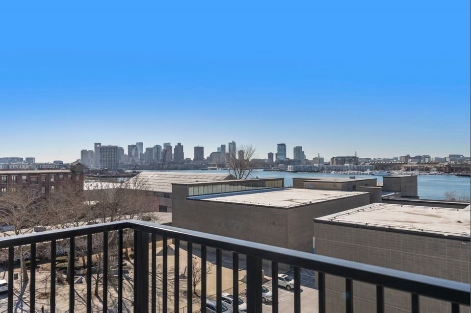 301 Border St. # 610