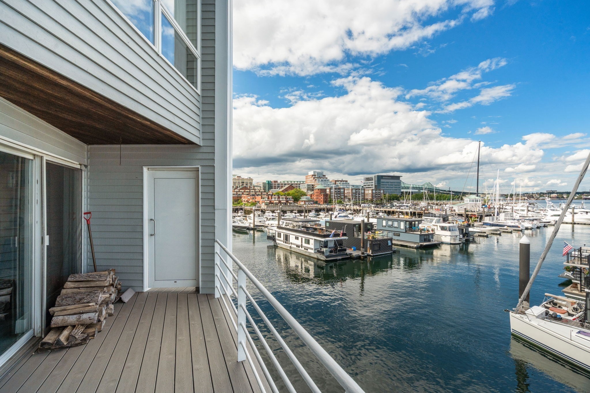 31 Constellation Wharf # 31