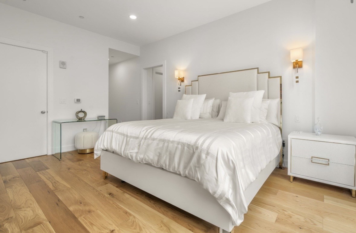 500 Atlantic Ave Unit: PH21C