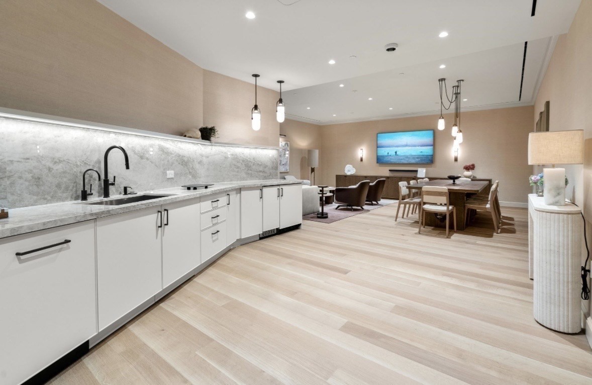 500 Atlantic Ave Unit: PH21C