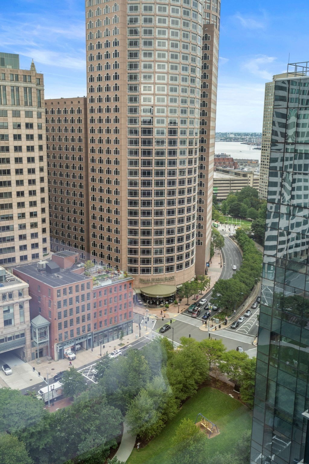 500 Atlantic Ave Unit: PH21C