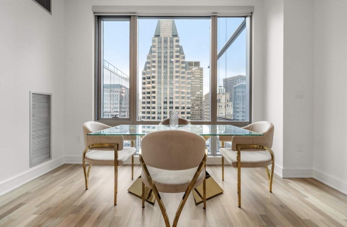 500 Atlantic Ave Unit: PH21C