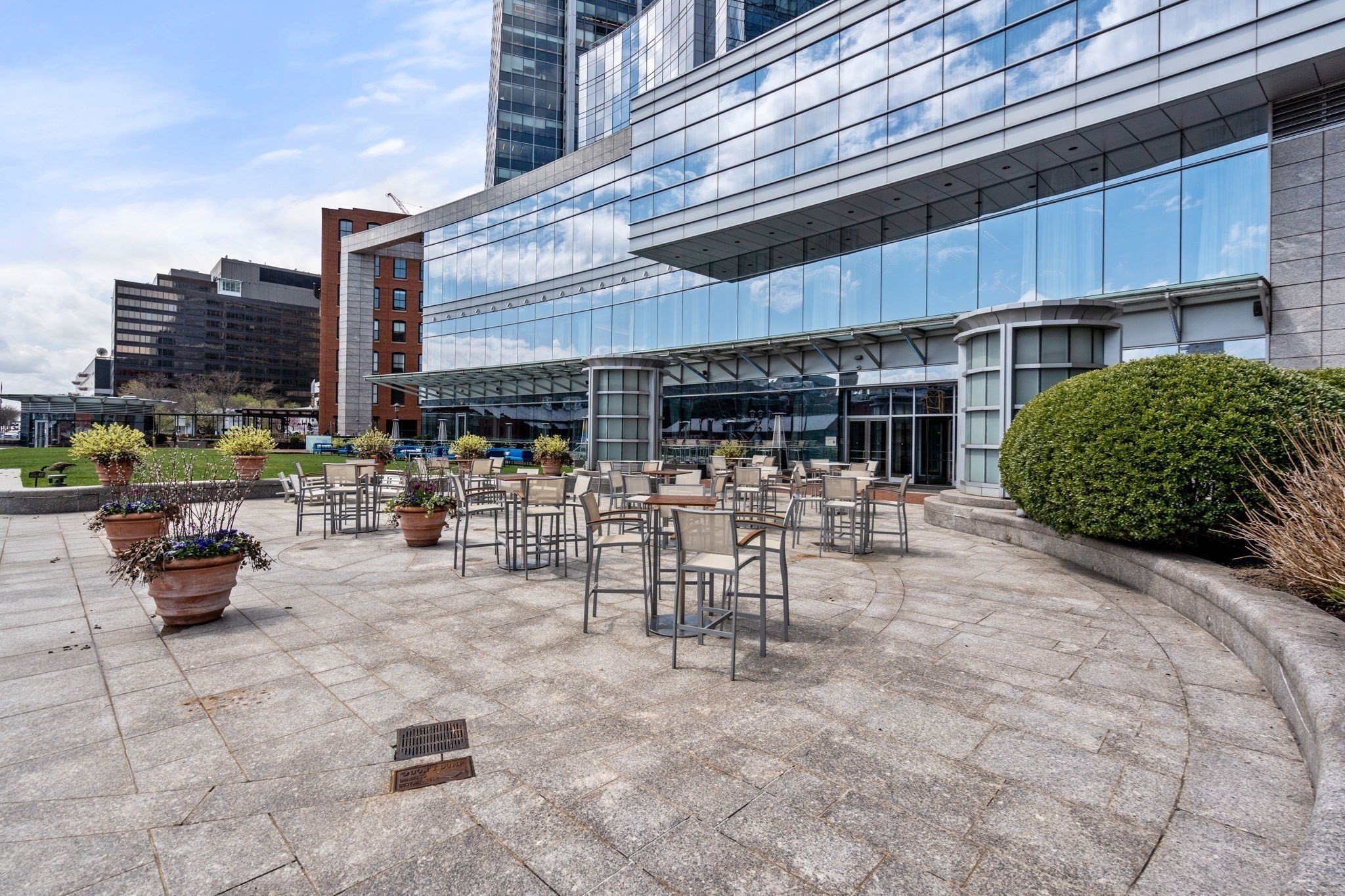 500 Atlantic Ave # 16M