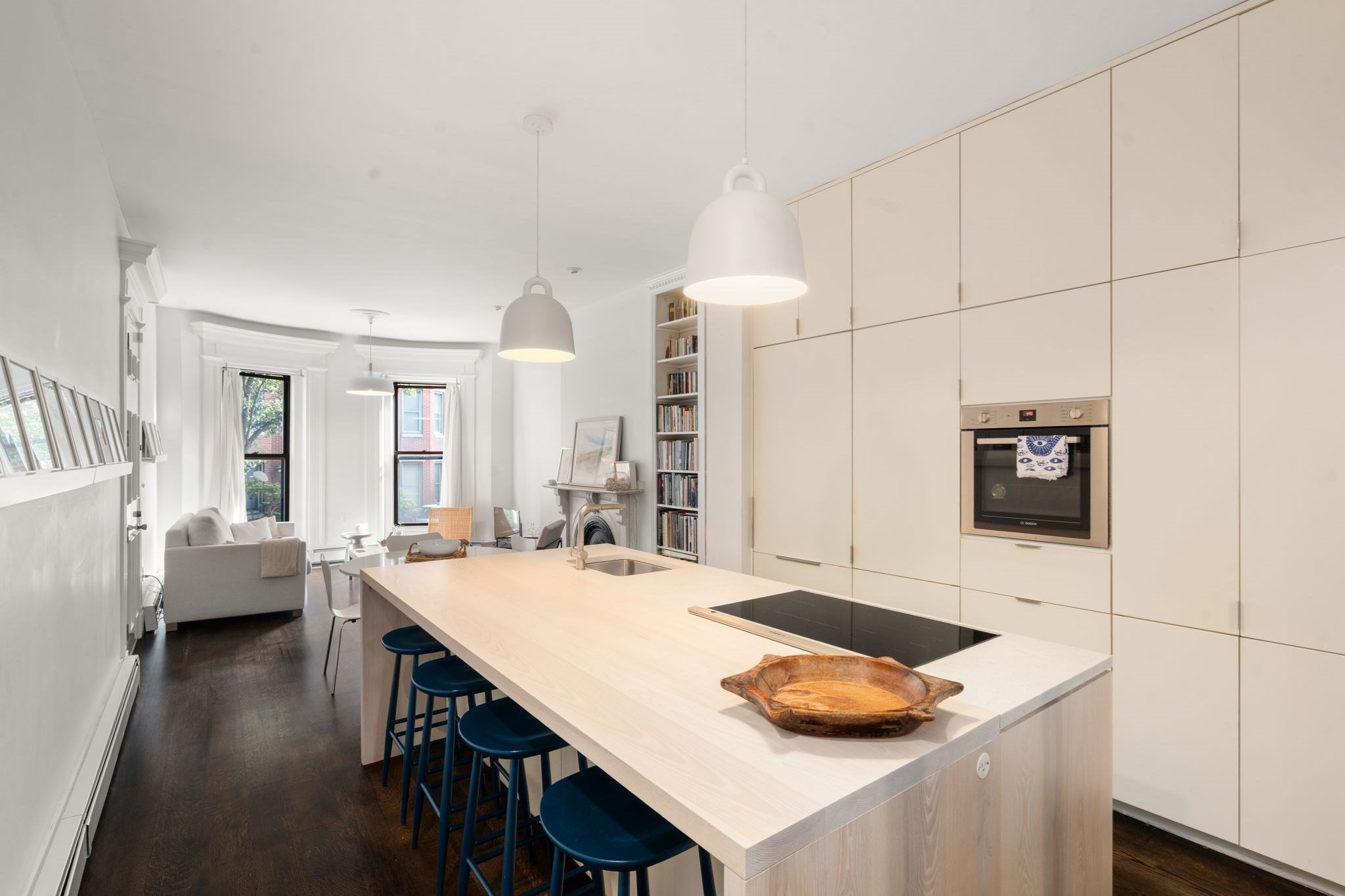 92 W Springfield Street # 2