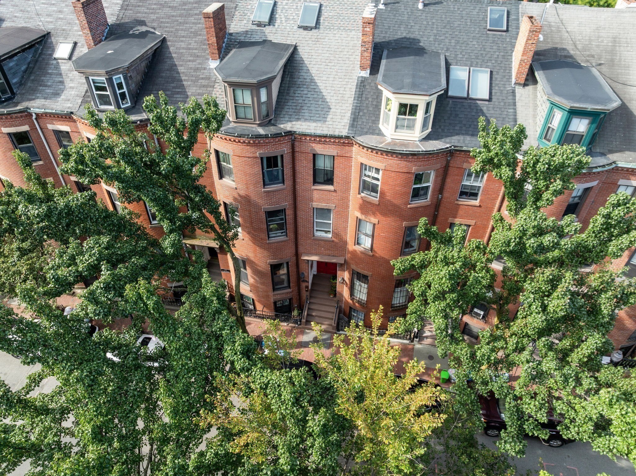 92 W Springfield Street # 2