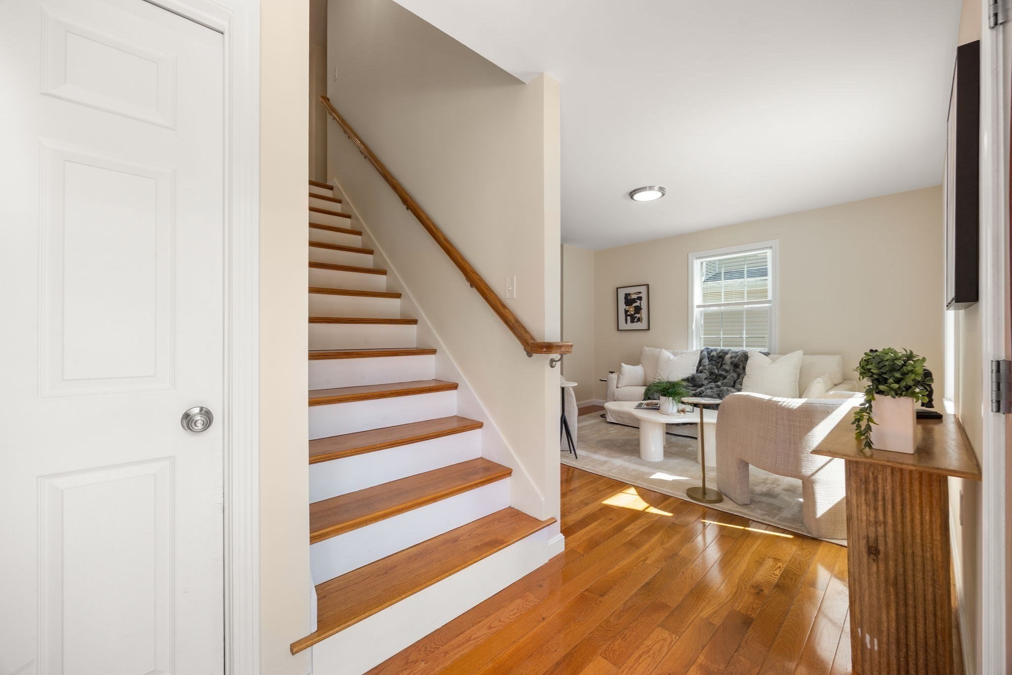89 Devir St