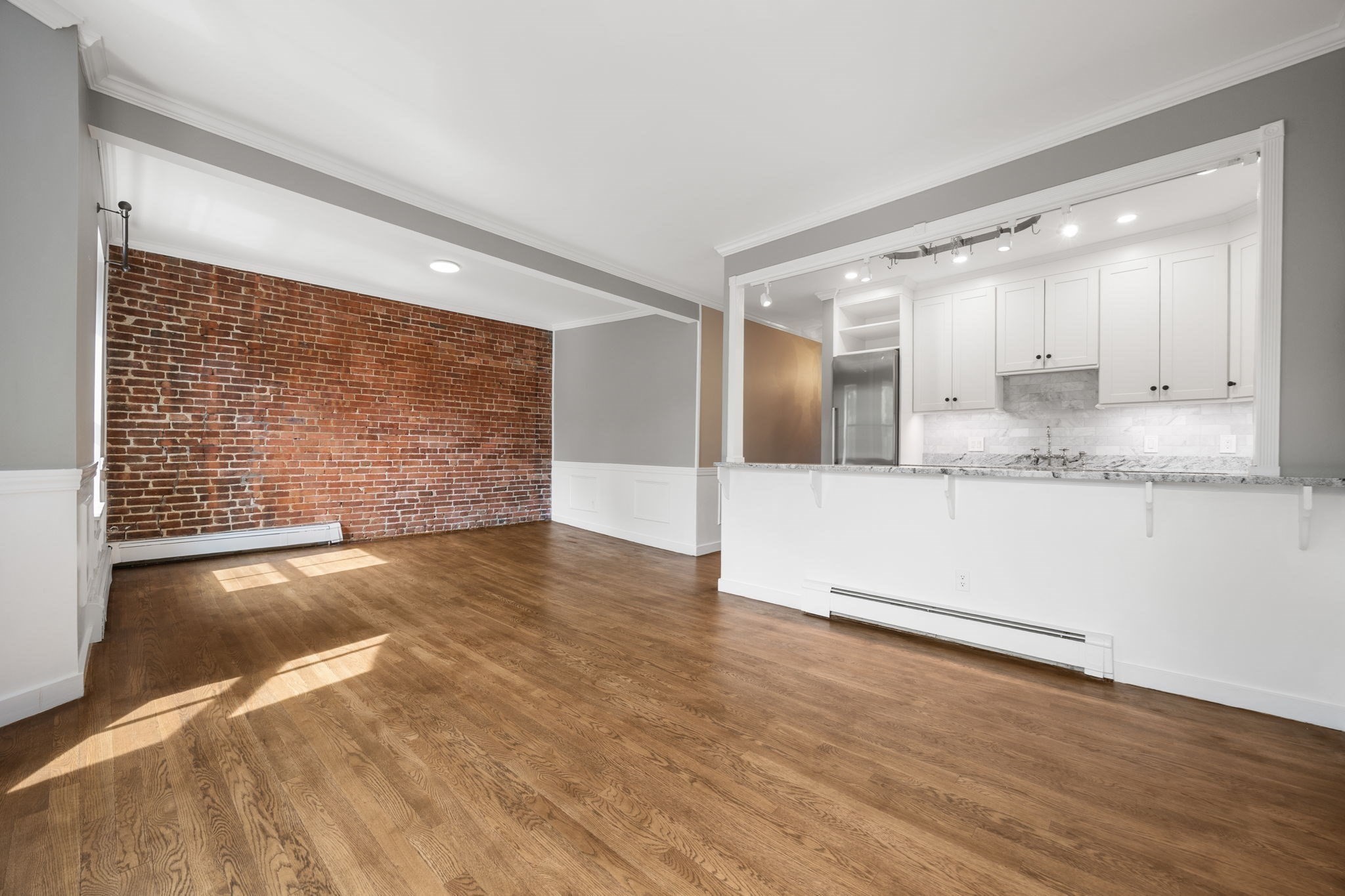 28 Worcester Square # 4