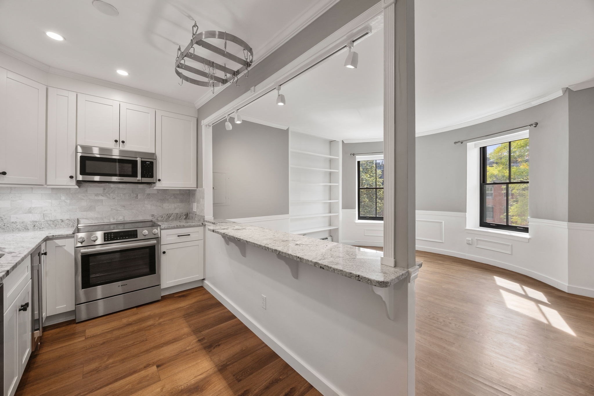 28 Worcester Square # 4