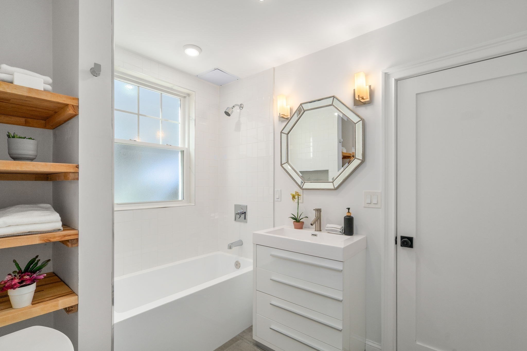 51 Saint Rose St. # 1