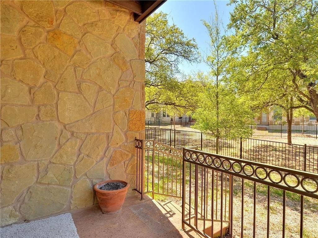9512 Solana Vista LOOP # B