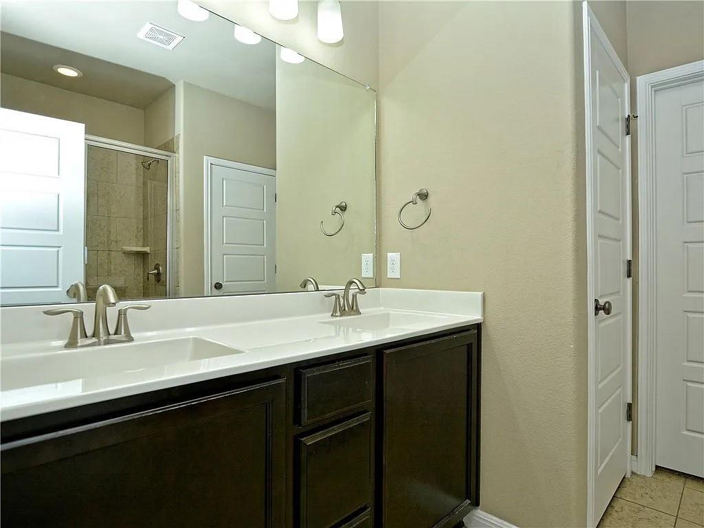 9512 Solana Vista LOOP # B