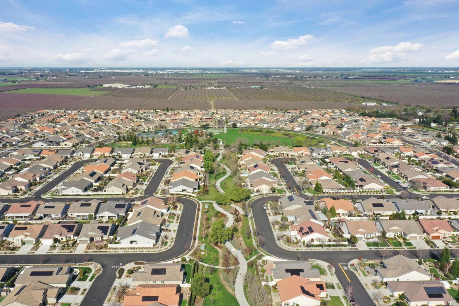 2704 Bellchase Drive