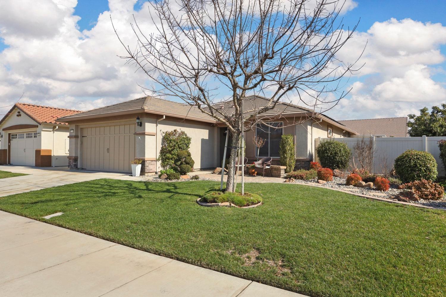 2704 Bellchase Drive