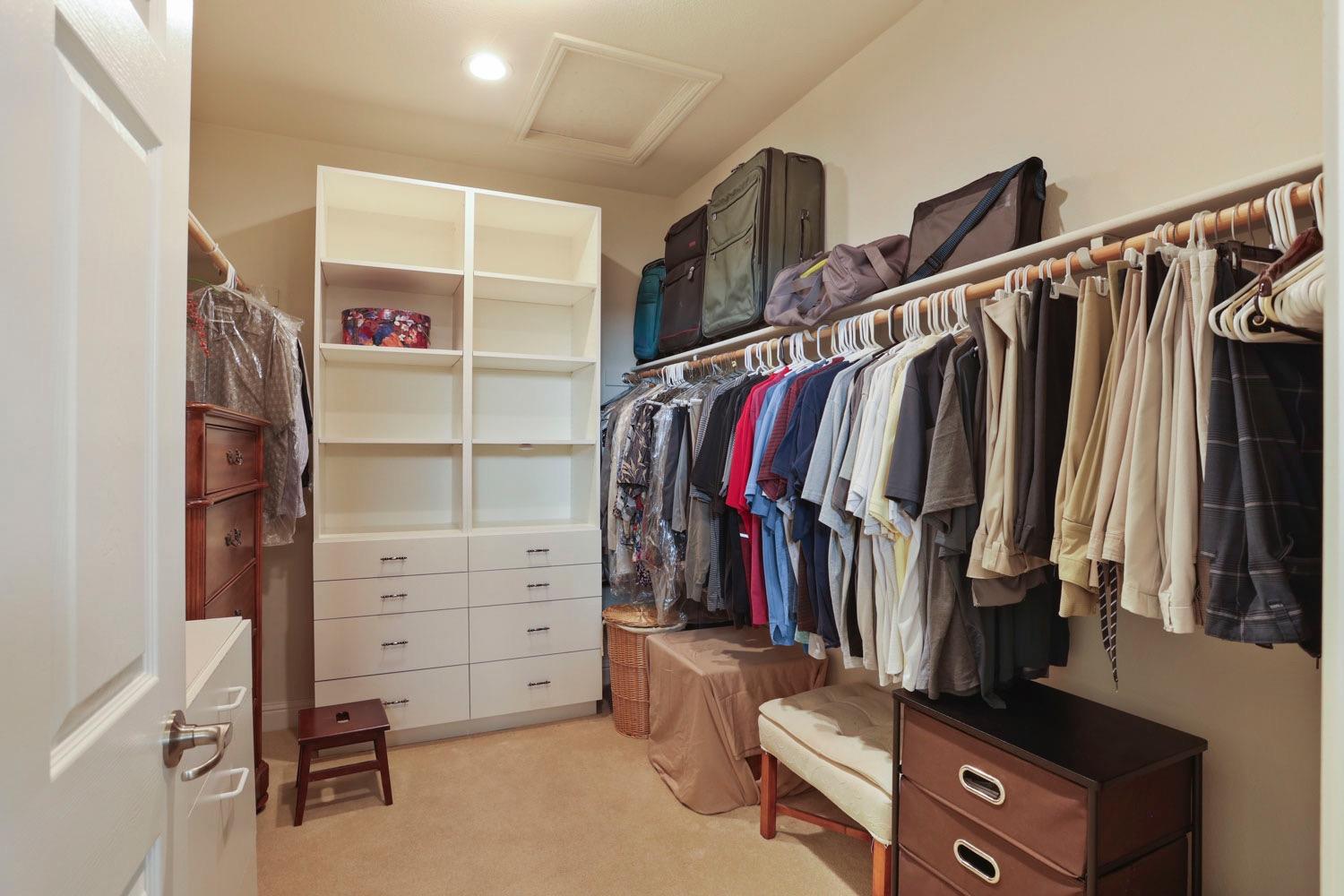 2704 Bellchase Drive